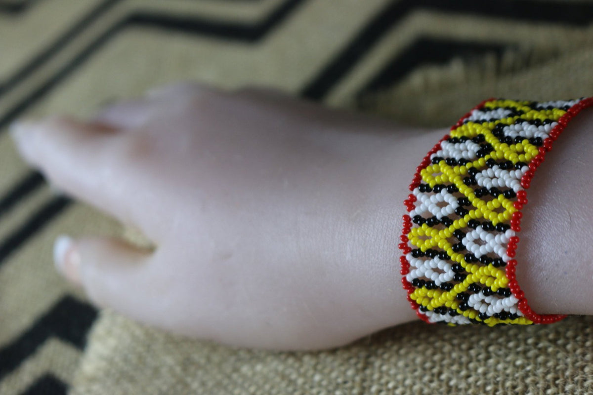 Art# K281 3+ inch. Original Kayapo Traditional Peyote stitch Beaded Bracelet from Brazil.