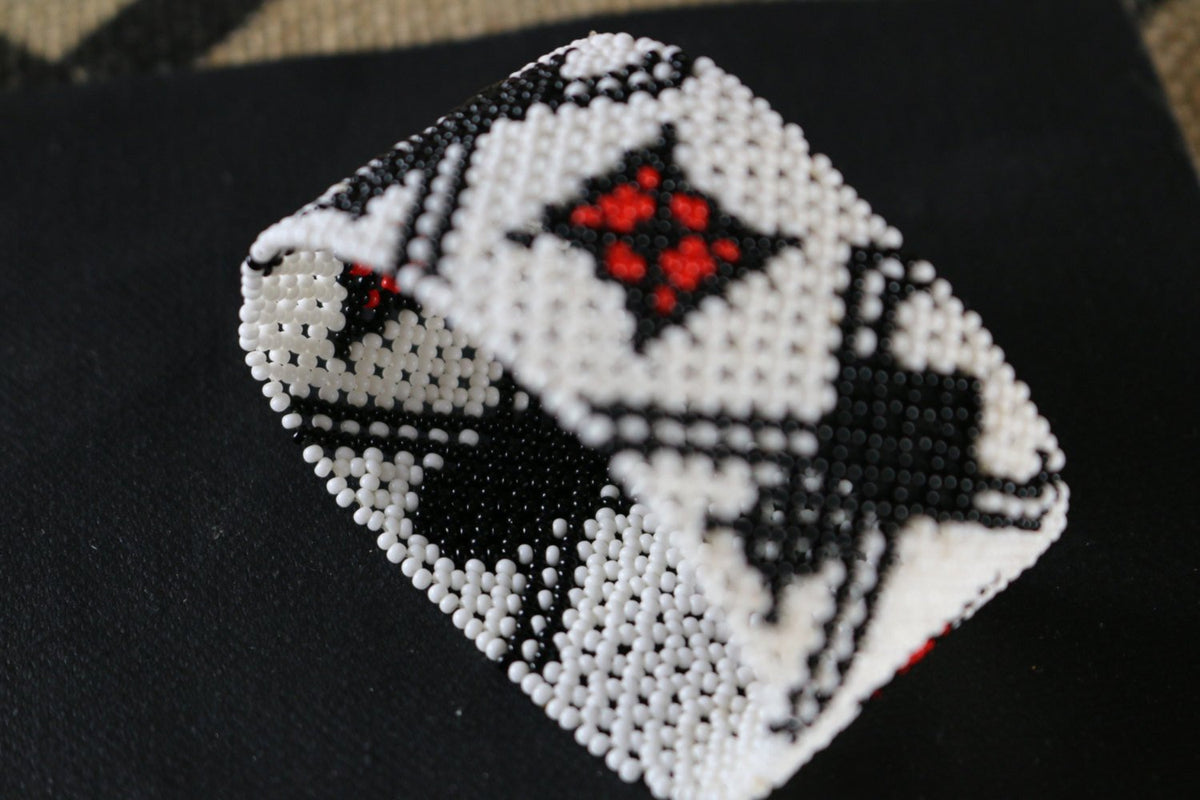 Art# K403 3+ inch. Original Kayapo Traditional Peyote stitch Beaded Bracelet from Brazil