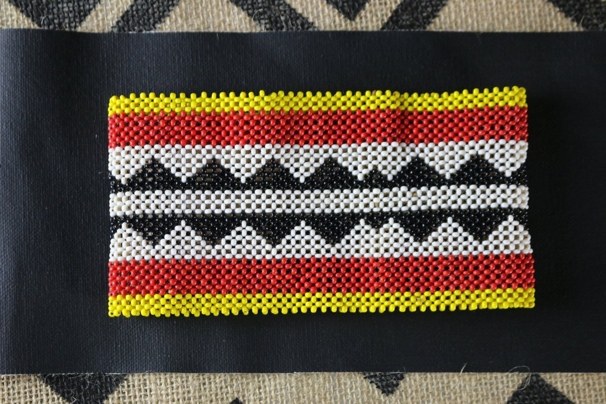 Art# K333 6 inch. Original Kayapo Traditional Peyote stitch Beaded Bracelet from Brazil