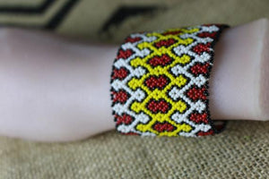 Art# K229 3 inch. Original Kayapo Traditional Peyote stitch Beaded Bracelet from Brazil.