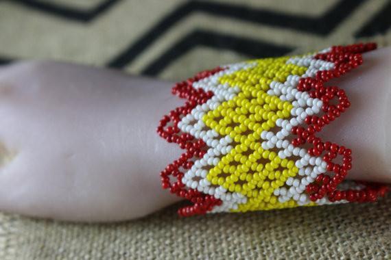 Art# K328  3+ inch. Original Kayapo Traditional Peyote stitch Beaded Bracelet from Brazil