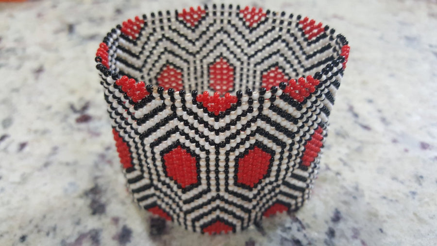 Art# K1  3.5 inch Original Kayapo Traditional Peyote stitch Glass Beaded Bracelet from Brazil.