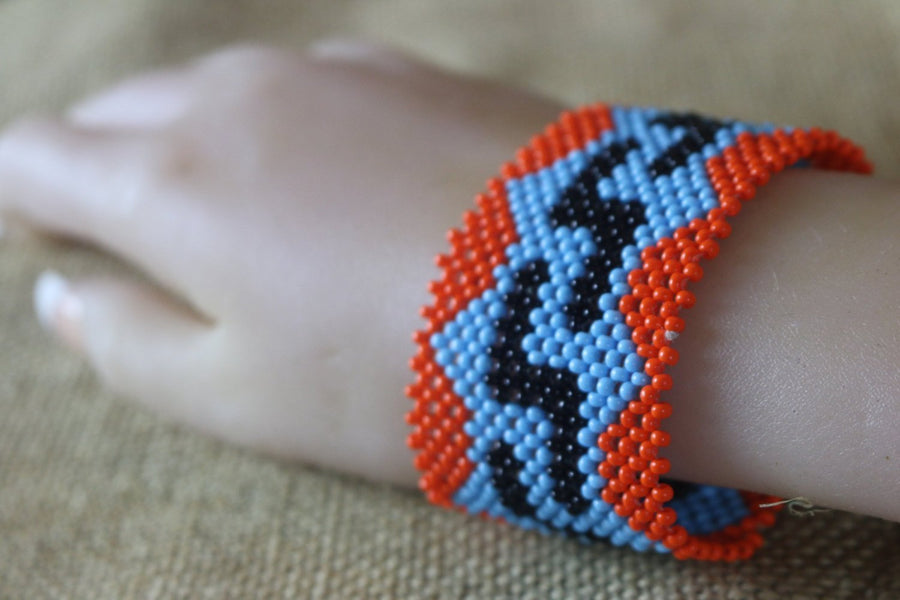 Art# K12 3.5 + Original Kayapo Traditional Peyote stitch Beaded Bracelet from Brazil.