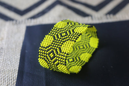 Art# K28  3+ inch Original Kayapo Traditional Peyote stitch Beaded Bracelet from Brazil.
