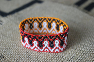 Art# K30  3+ inch Original Kayapo Traditional Peyote stitch Beaded Bracelet from Brazil.