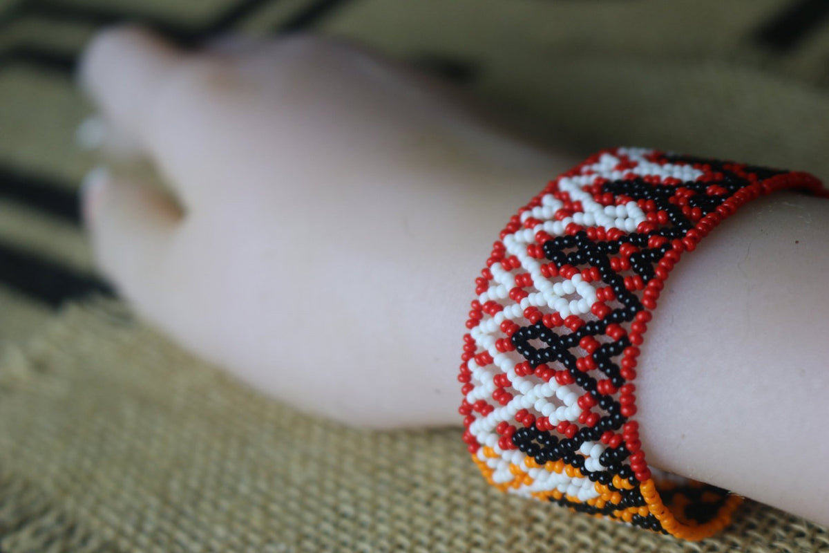 Art# K30  3+ inch Original Kayapo Traditional Peyote stitch Beaded Bracelet from Brazil.