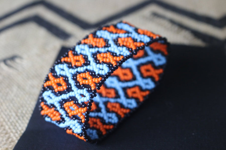 Art# K32 4 inch  Original Kayapo Traditional Peyote stitch Beaded Bracelet from Brazil.