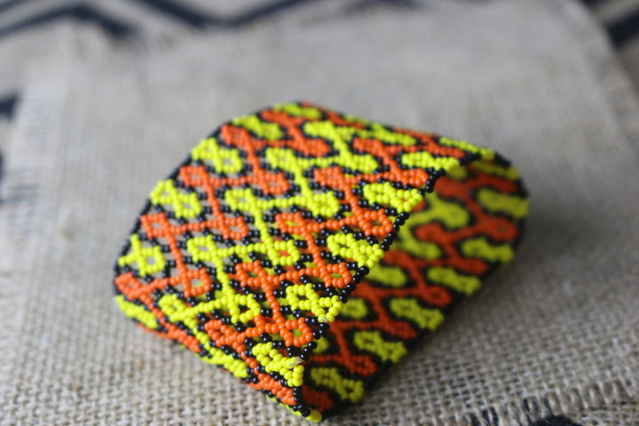 Art# K33  3.5 inch Original Kayapo Traditional Peyote stitch Beaded Bracelet from Brazil.