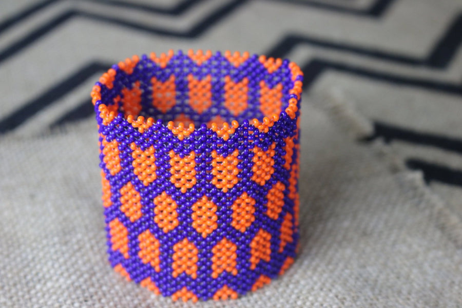 Art# K37  3.5+ inch Original Kayapo Traditional Peyote stitch Beaded Bracelet from Brazil.