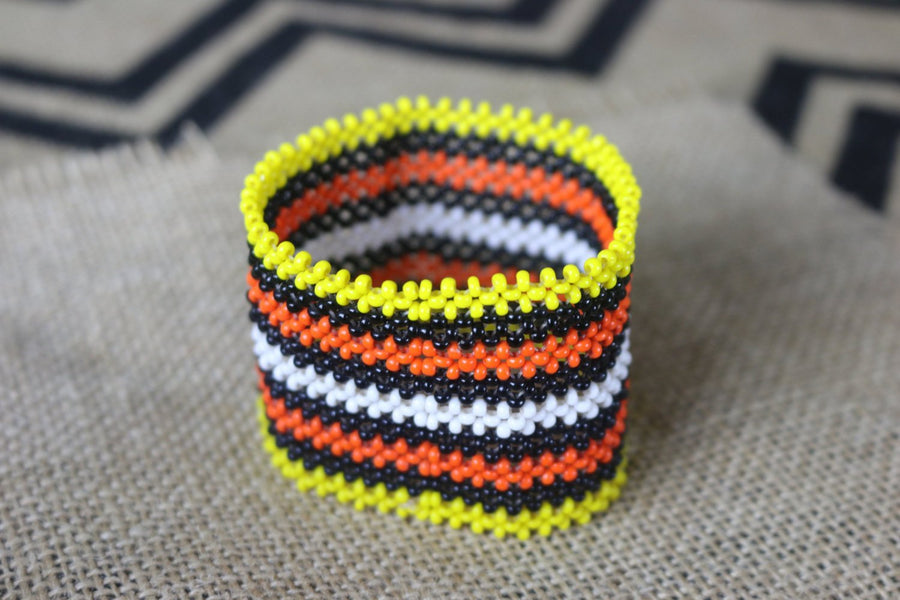 Art# K60 3.5 inch Original Kayapo Traditional Peyote stitch Beaded Bracelet from Brazil.