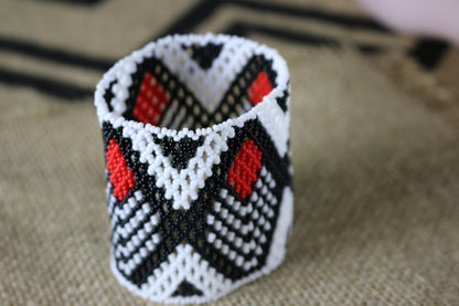 Art# K87 3 inch Original Kayapo Traditional Peyote stitch Beaded Bracelet from Brazil.