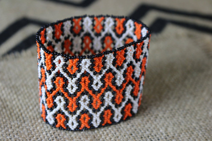 Art# K93  3+ inch Original Kayapo Traditional Peyote stitch Beaded Bracelet from Brazil.
