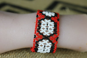 Art# K109  3.5 inch Original Kayapo Traditional Peyote stitch Beaded Bracelet from Brazil.