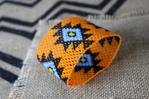 Art# K115 3.5+ inch Original Kayapo Traditional Peyote stitch Beaded Bracelet from Brazil.