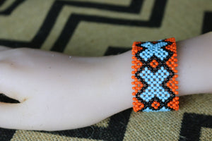 Art# K124  4+ inch Original Kayapo Traditional Peyote stitch Beaded Bracelet from Brazil.