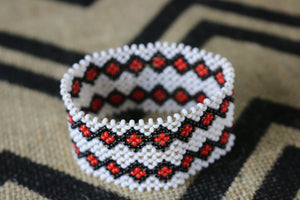 Art# K135 3+ inch Original Kayapo Traditional Peyote stitch Beaded Bracelet from Brazil.