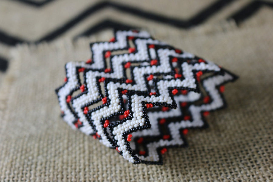 Art# K138  Original Kayapo Traditional Peyote stitch Beaded Bracelet from Brazil.