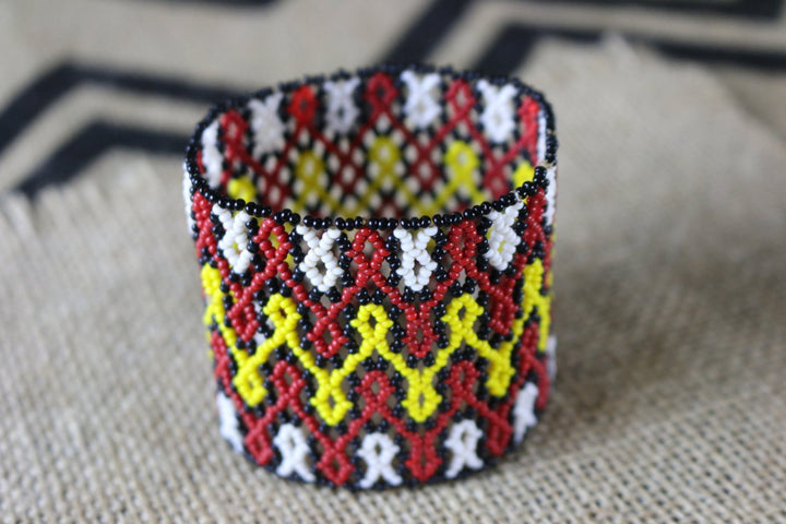 Art# K140  3 inch Original Kayapo Traditional Peyote stitch Beaded Bracelet from Brazil.