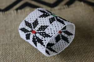 Art# K141  3+ inch Original Kayapo Traditional Peyote stitch Beaded Bracelet from Brazil.