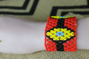 Art# K146 4 inch. Original Kayapo Traditional Peyote stitch Beaded Bracelet from Brazil.