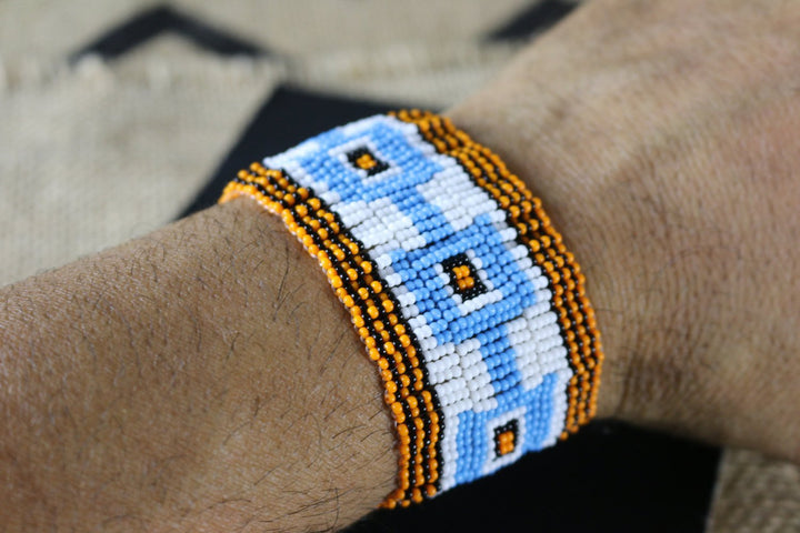 Art# K150  3.5 inch Original Kayapo Traditional Peyote stitch Beaded Bracelet from Brazil.