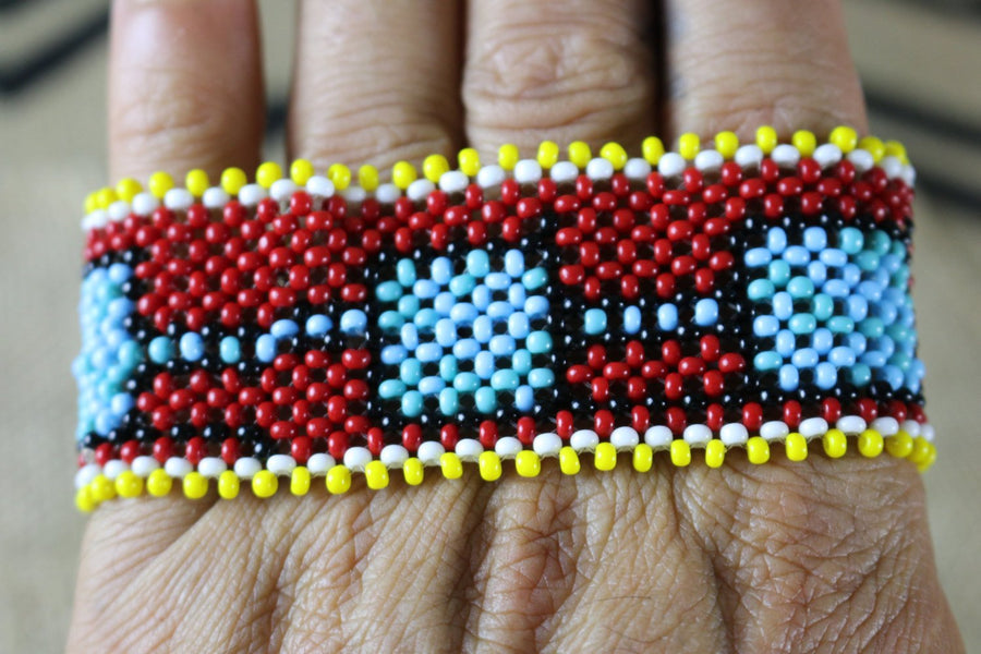 Art# K154  3.5+ inch Original Kayapo Traditional Peyote stitch Beaded Bracelet from Brazil.