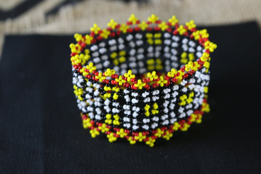 Art# K190  2.5+inch. Original Kayapo Traditional Peyote stitch Beaded Bracelet from Brazil.