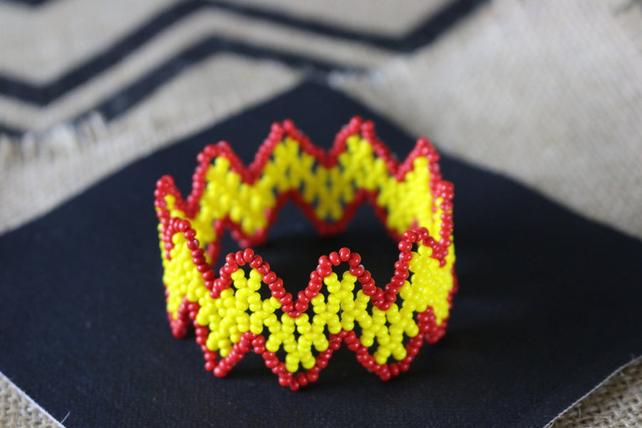 Art# K193  3 inch. Original Kayapo Traditional Peyote stitch Beaded Bracelet from Brazil.