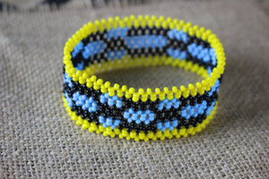 Art# K200  4 inch. Original Kayapo Traditional Peyote stitch Beaded Bracelet from Brazil.