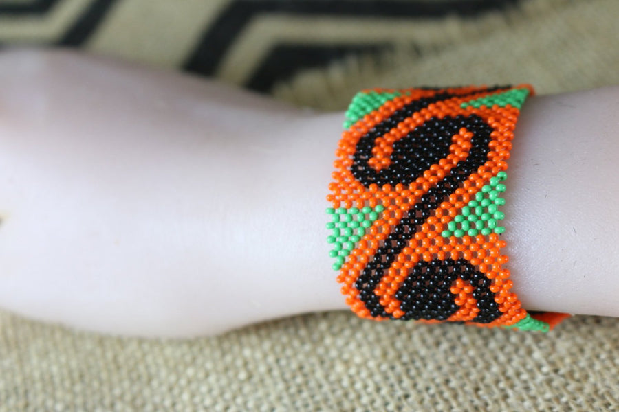 Art# K206  3+ inch. Original Kayapo Traditional Peyote stitch Beaded Bracelet from Brazil.