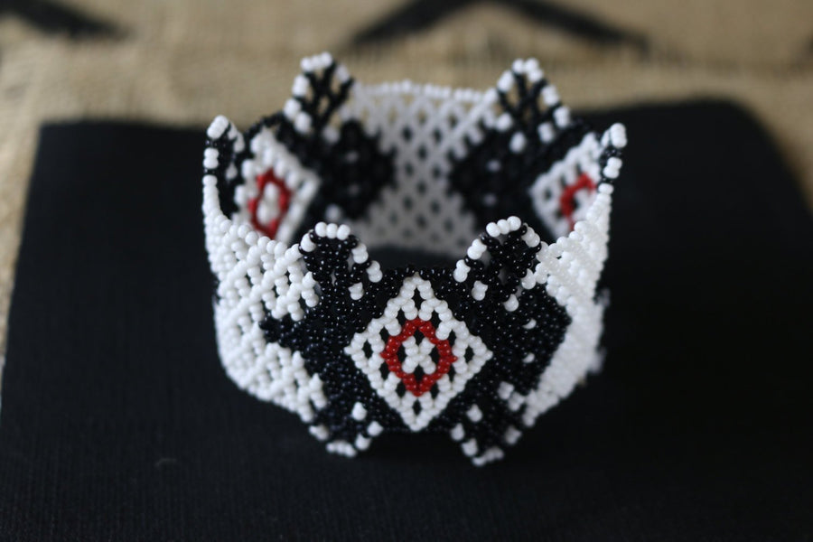 Art# K211  3 inch. Original Kayapo Traditional Peyote stitch Beaded Bracelet from Brazil.