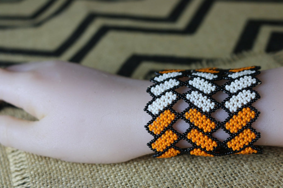 Art# K215  3 inch. Original Kayapo Traditional Peyote stitch Beaded Bracelet from Brazil.