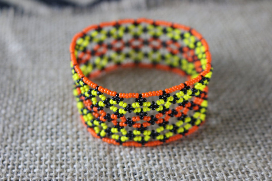 Art# K227  3+ inch. Original Kayapo Traditional Peyote stitch Beaded Bracelet from Brazil.