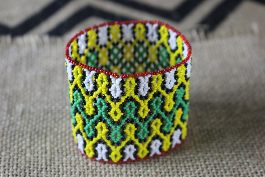 Art# K240  3+ inch. Original Kayapo Traditional Peyote stitch Beaded Bracelet from Brazil.