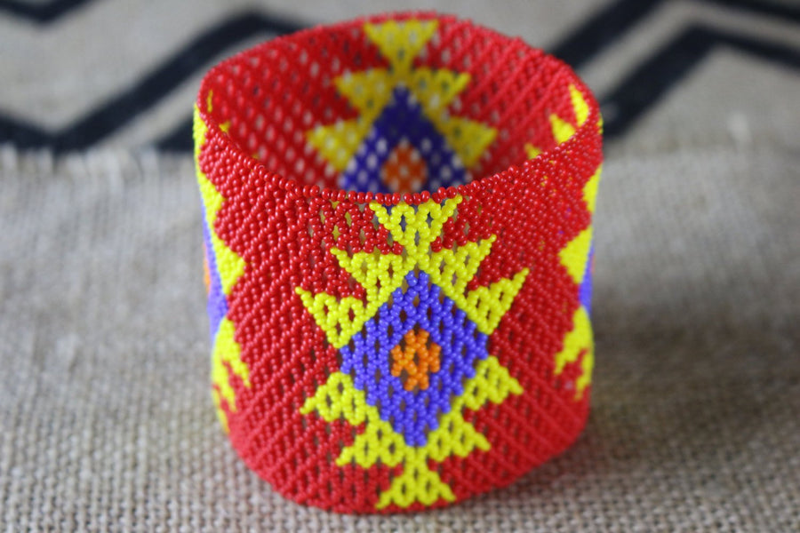 Art# K241  3.5+ inch. Original Kayapo Traditional Peyote stitch Beaded Bracelet from Brazil.