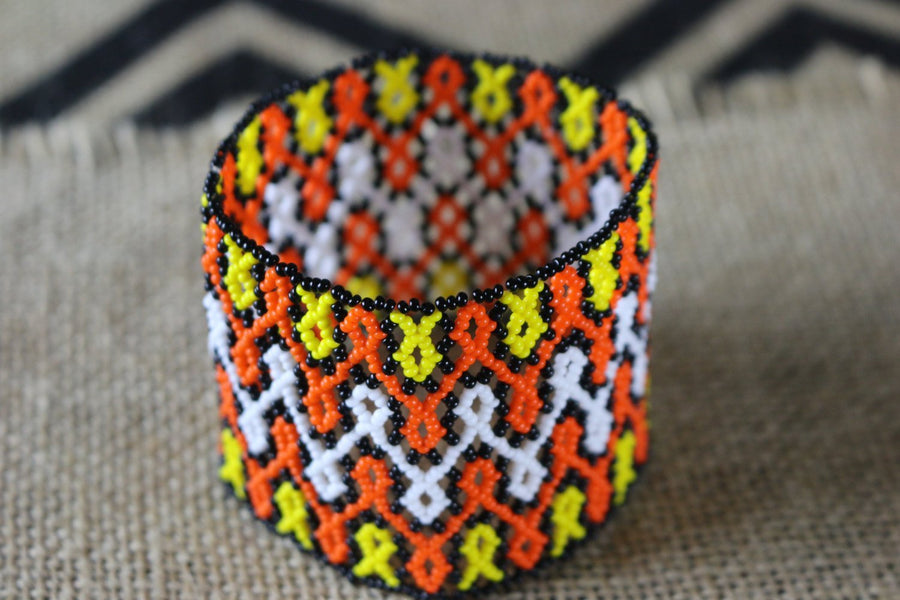 Art# K244  3+ inch. Original Kayapo Traditional Peyote stitch Beaded Bracelet from Brazil.