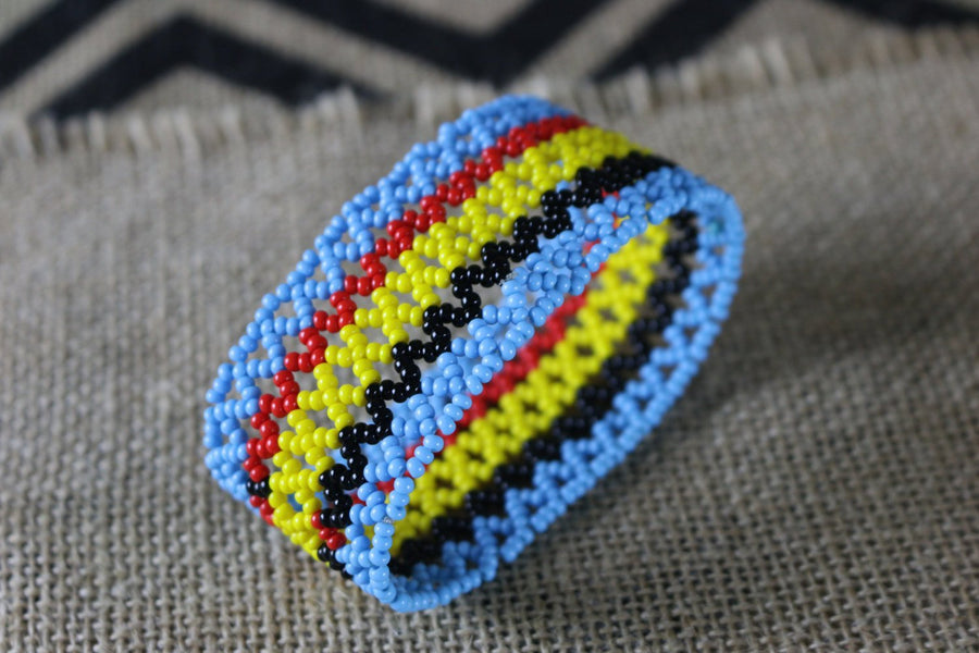 Art# K248  3.5 inch. Original Kayapo Traditional Peyote stitch Beaded Bracelet from Brazil.