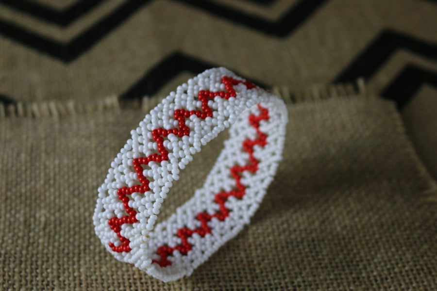 Art# K253  4+ inch. Original Kayapo Traditional Peyote stitch Beaded Bracelet from Brazil.