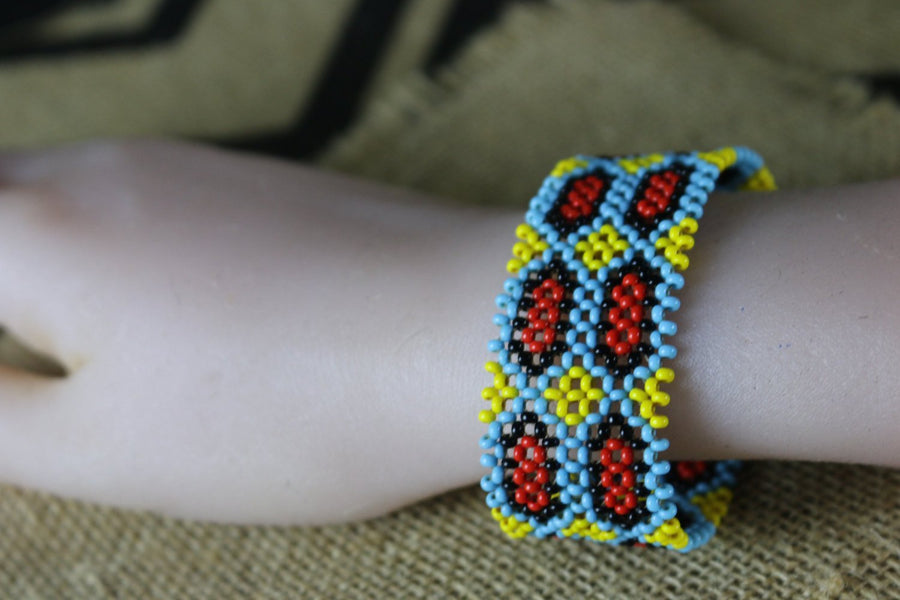 Art# K257  3+ inch. Original Kayapo Traditional Peyote stitch Beaded Bracelet from Brazil.