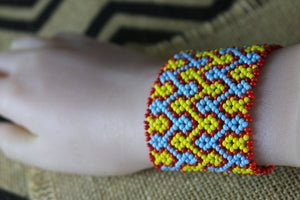 Art# K259  4 inch. Original Kayapo Traditional Peyote stitch Beaded Bracelet from Brazil.