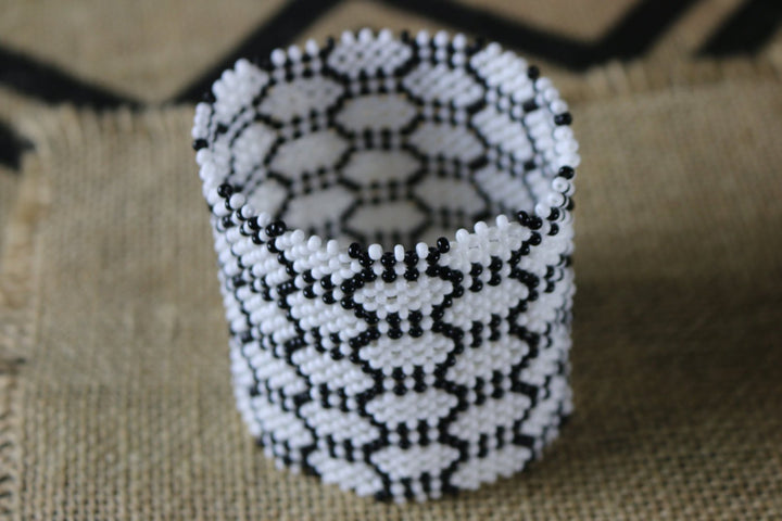 Art# K264  3.5+ inch. Original Kayapo Traditional Peyote stitch Beaded Bracelet from Brazil.