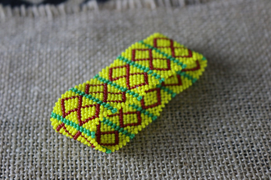 Art# K265  3+ inch. Original Kayapo Traditional Peyote stitch Beaded Bracelet from Brazil.