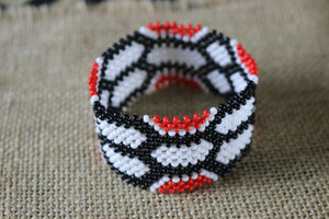 Art# K266  3.5+ inch. Original Kayapo Traditional Peyote stitch Beaded Bracelet from Brazil.