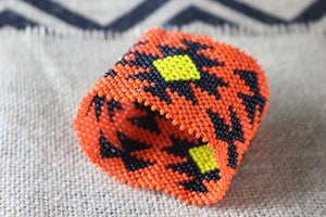 Art# K278  3.5 inch. Original Kayapo Traditional Peyote stitch Beaded Bracelet from Brazil.