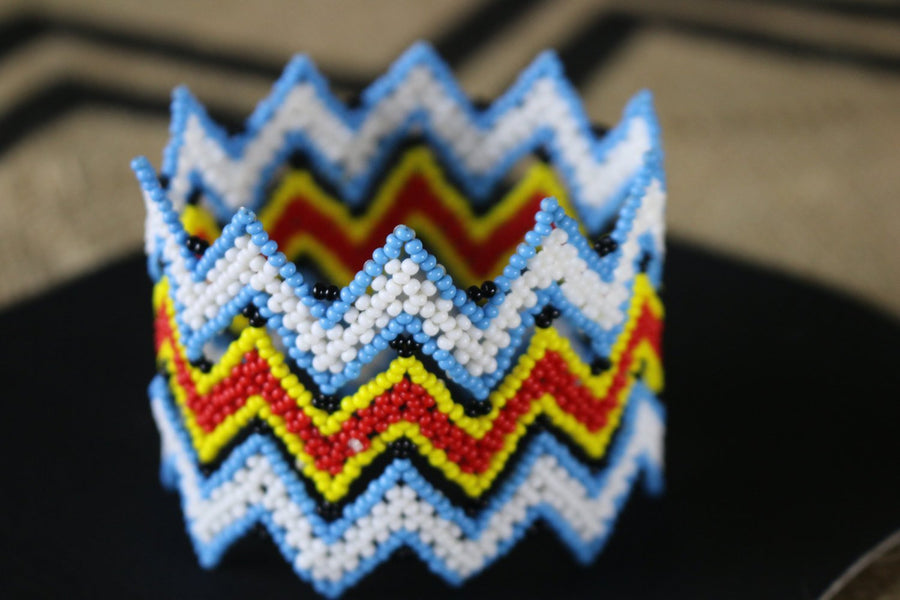 Art#  K293  3+ inch. Original Kayapo Traditional Peyote stitch Beaded Bracelet from Brazil.