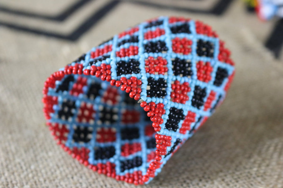 Art# K297  3+ inch. Original Kayapo Traditional Peyote stitch Beaded Bracelet from Brazil.