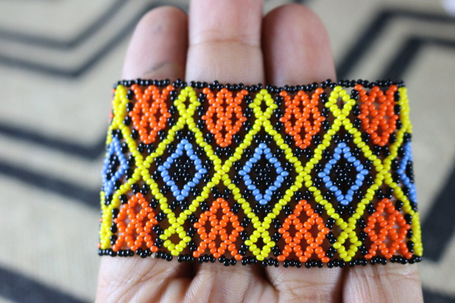 Art# K321  3 inch. Original Kayapo Traditional Peyote stitch Beaded Bracelet from Brazil