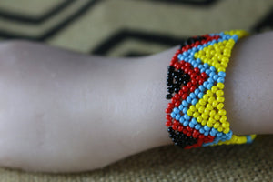 Art# K341  3.5+ inch. Original Kayapo Traditional Peyote stitch Beaded Bracelet from Brazil