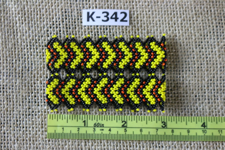 Art# K342  2.5+ inch. Original Kayapo Traditional Peyote stitch Beaded Bracelet from Brazil