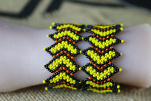 Art# K342  2.5+ inch. Original Kayapo Traditional Peyote stitch Beaded Bracelet from Brazil